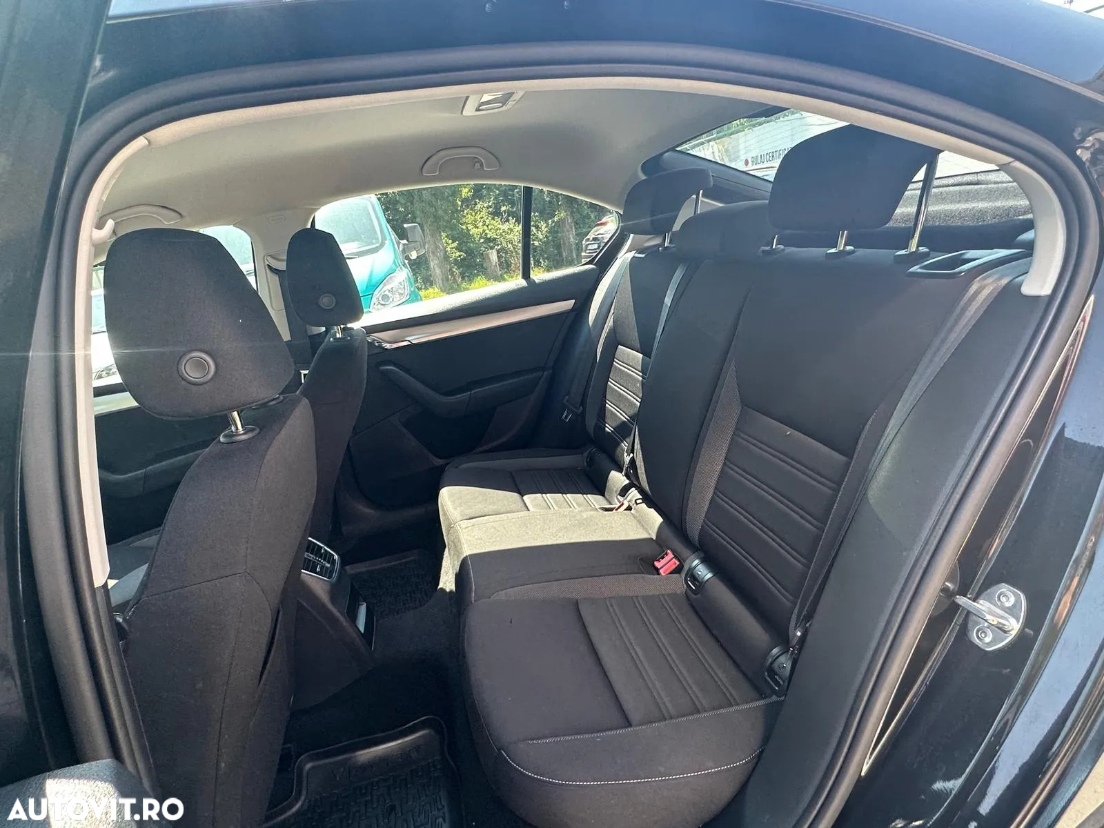Skoda Octavia 1.6 TDI Ambition - 10
