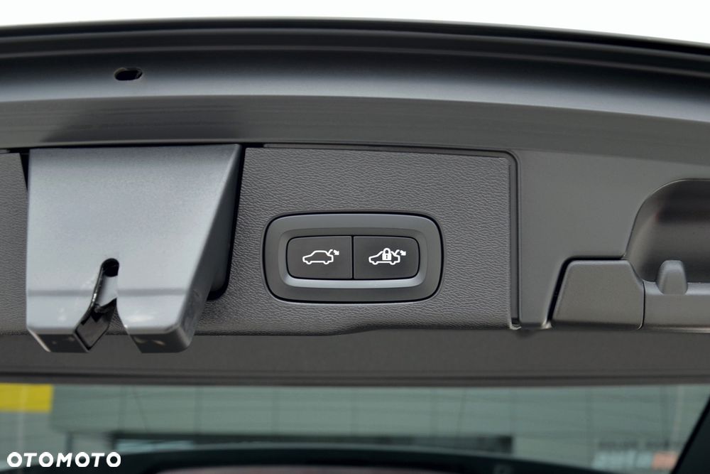 Volvo XC 60 D4 Inscription - 17