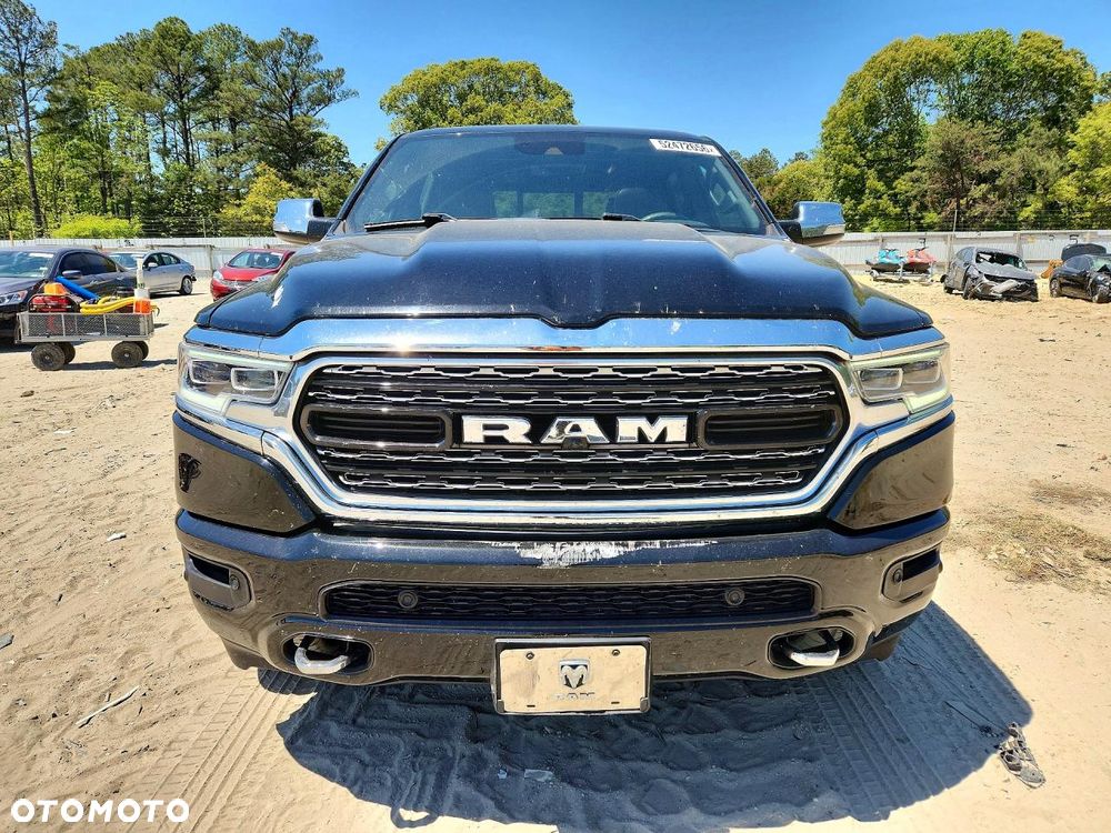 Dodge RAM - 6