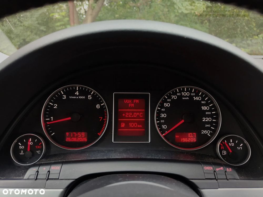 Audi A4 Avant 1.8 T - 24
