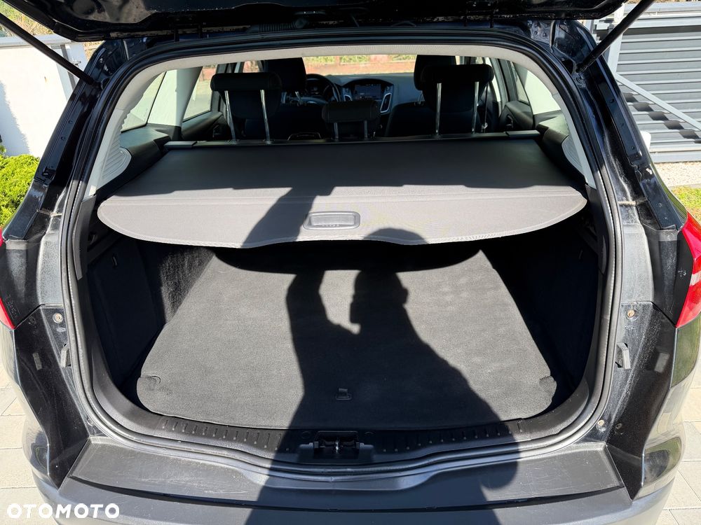 Ford Focus Turnier 1.5 EcoBlue Start-Stopp-System TITANIUM - 16