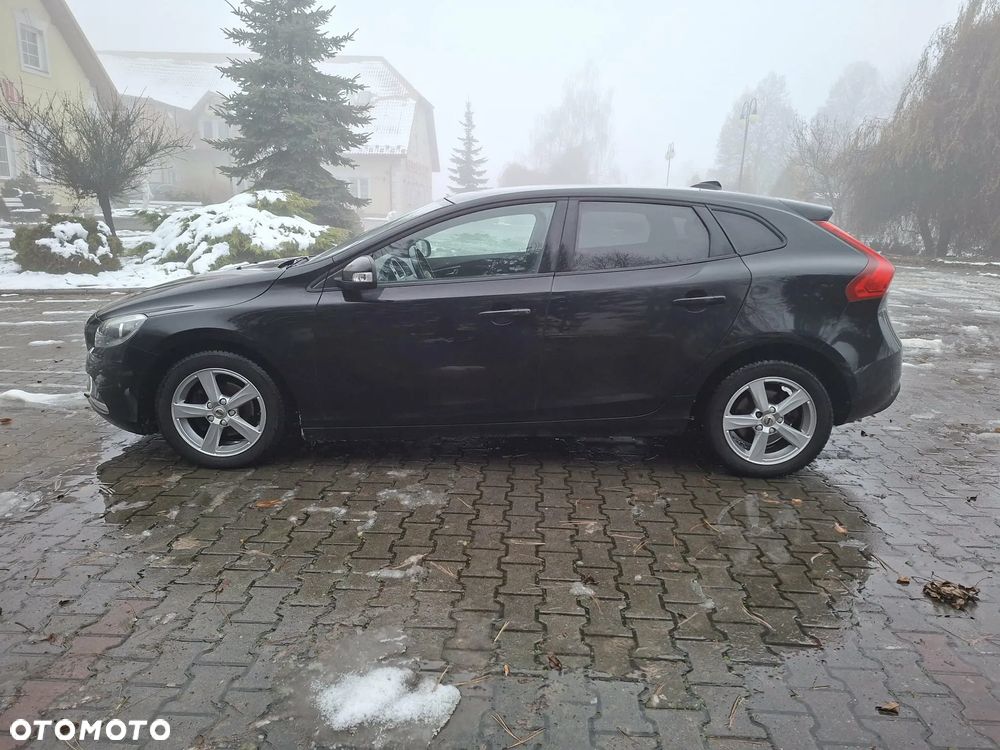 Volvo V40 D2 - 2