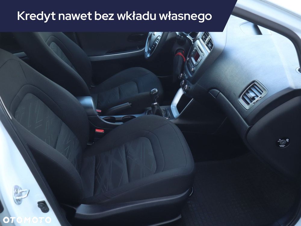 Kia Ceed - 11