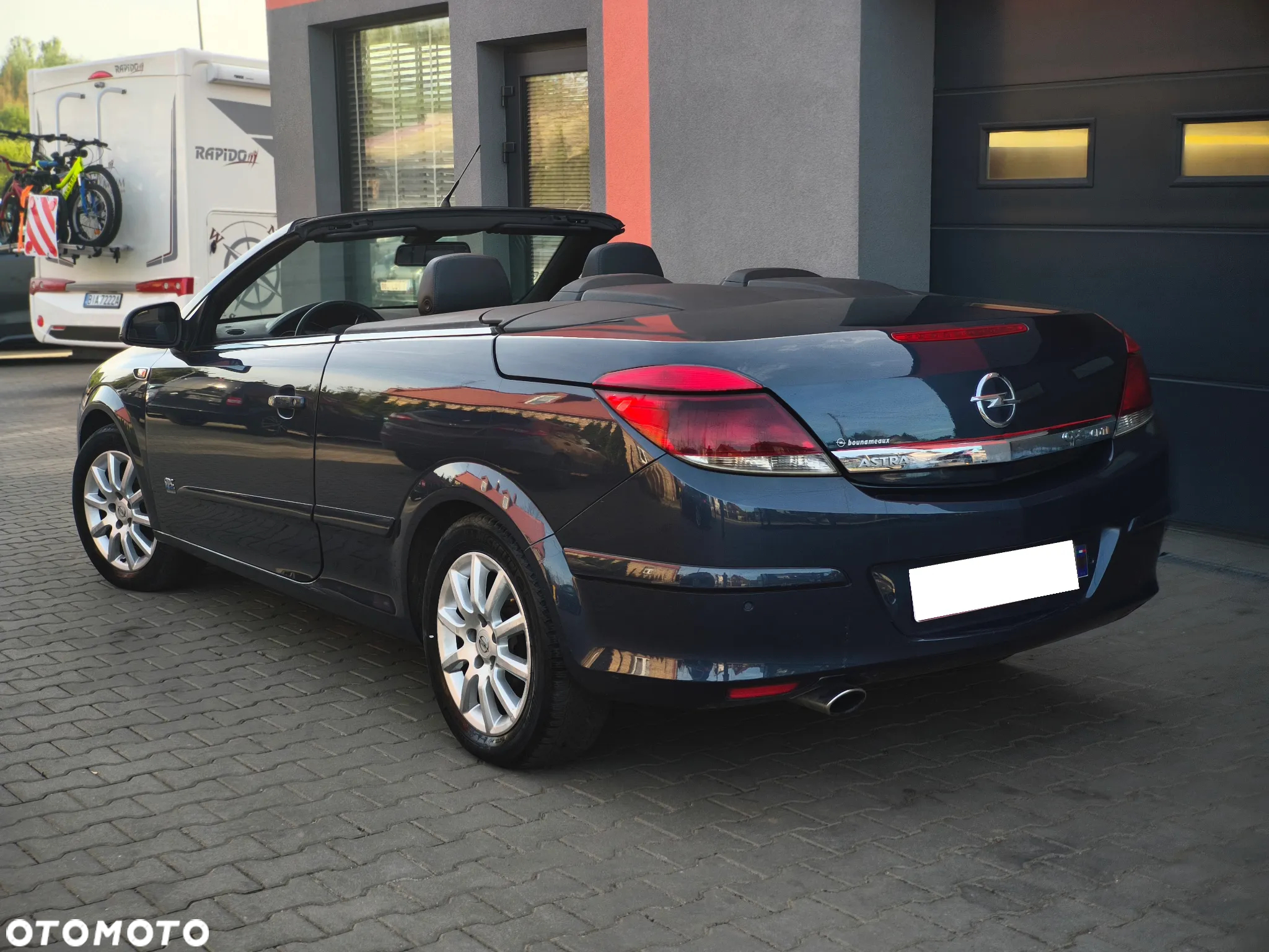 Opel Astra TwinTop 1.9 CDTI Cosmo - 7