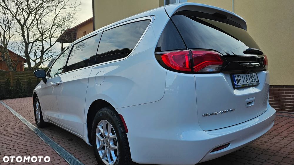 Chrysler Pacifica - 29