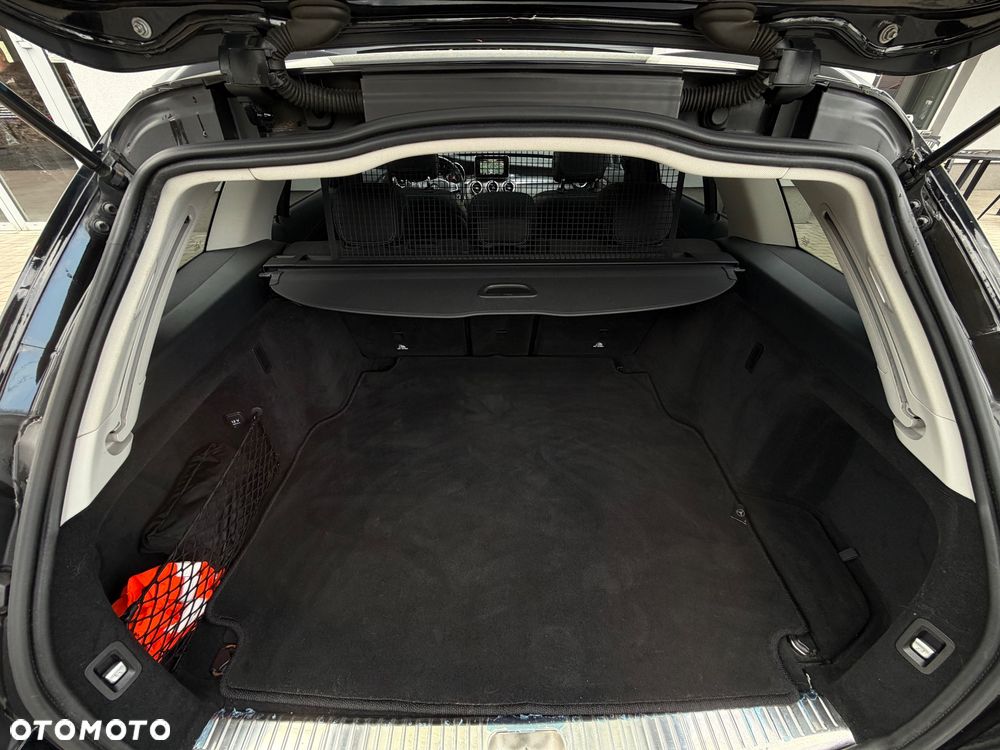 Mercedes-Benz Klasa C - 25