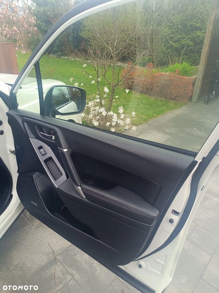 Subaru Forester 2.0 XT Sport Lineartronic - 17