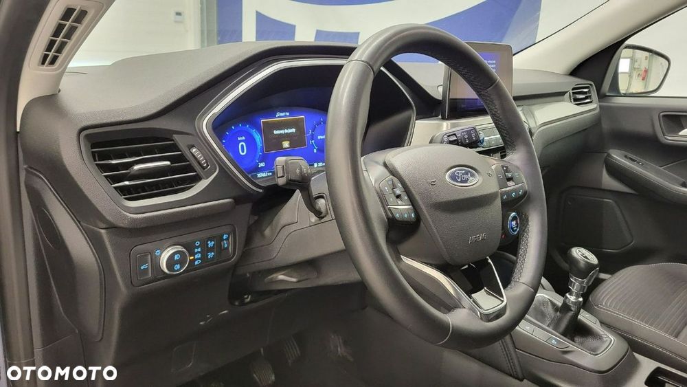 Ford Kuga - 12