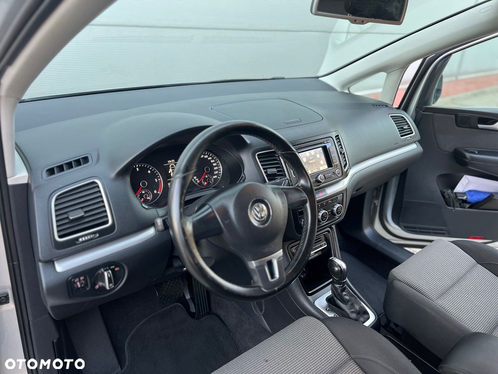 Volkswagen Sharan - 8
