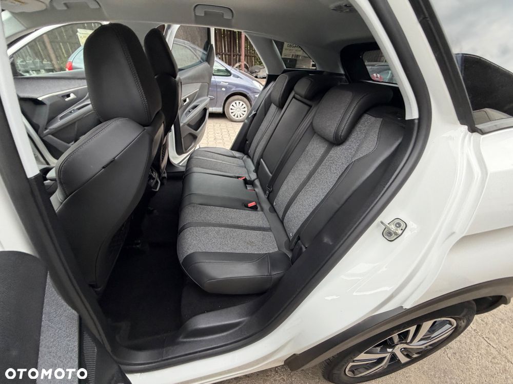 Peugeot 3008 PureTech 130 Stop & Start GPF EAT8 Allure - 15