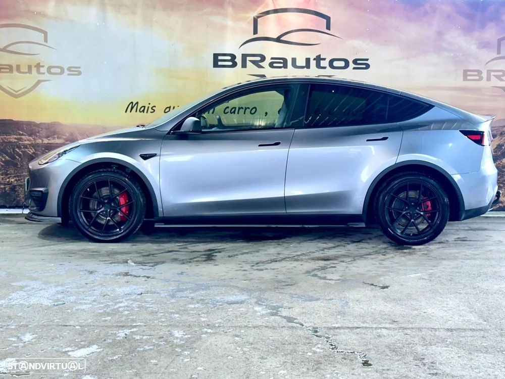 Tesla Model Y Long Range Dual Motor AWD - 5