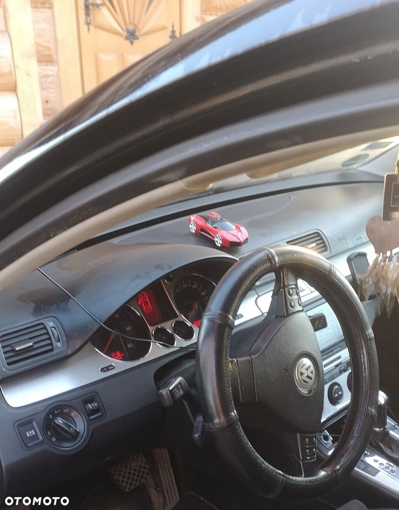 Volkswagen Passat 2.0 TDI DPF Comfortline DSG - 5