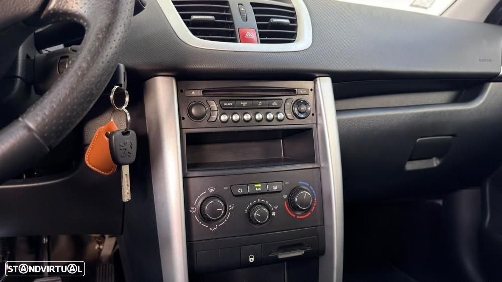 Peugeot 207 1.4 HDi Access - 28