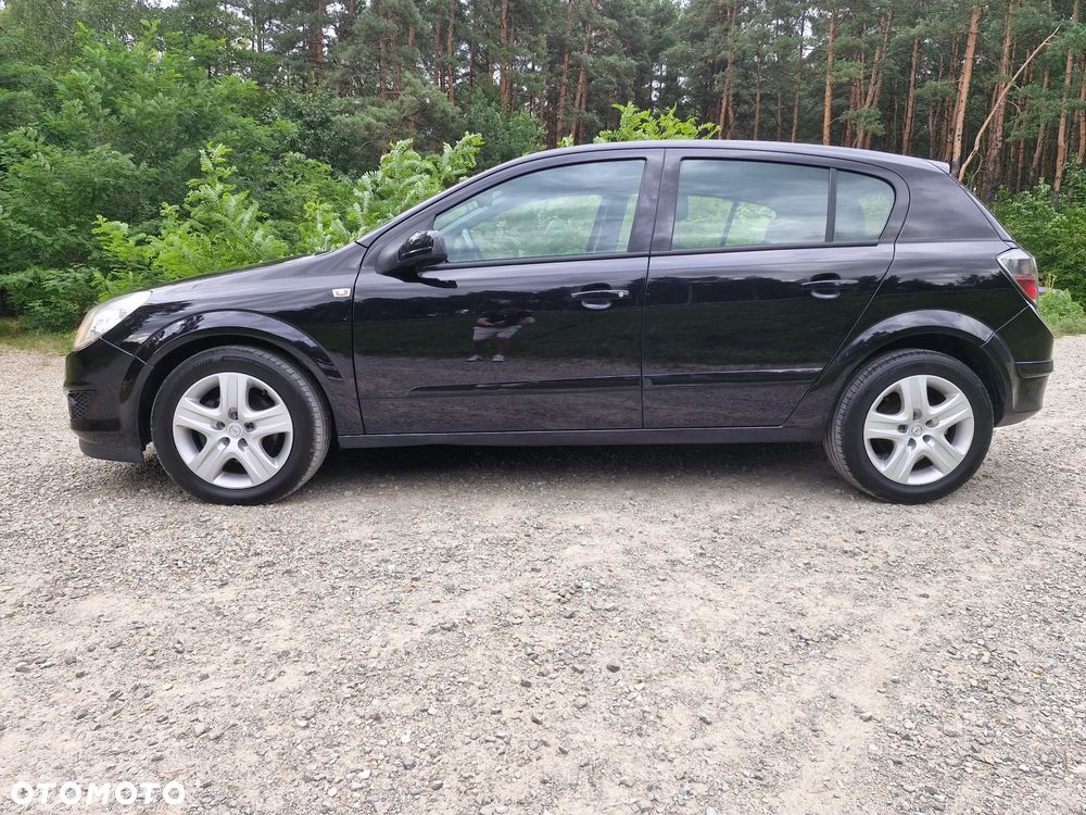 Opel Astra 1.6 Enjoy - 14