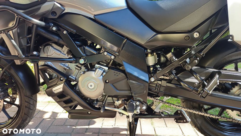 Suzuki V-STROM - 37