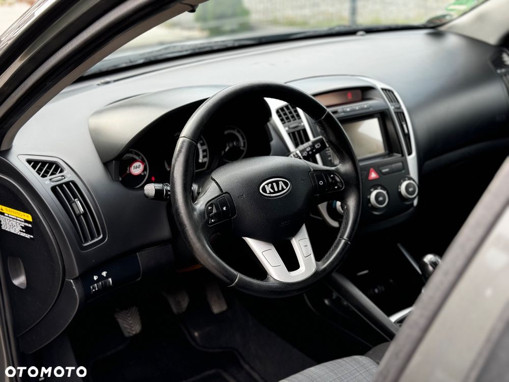 Kia Ceed 1.4 CVVT Spirit - 9