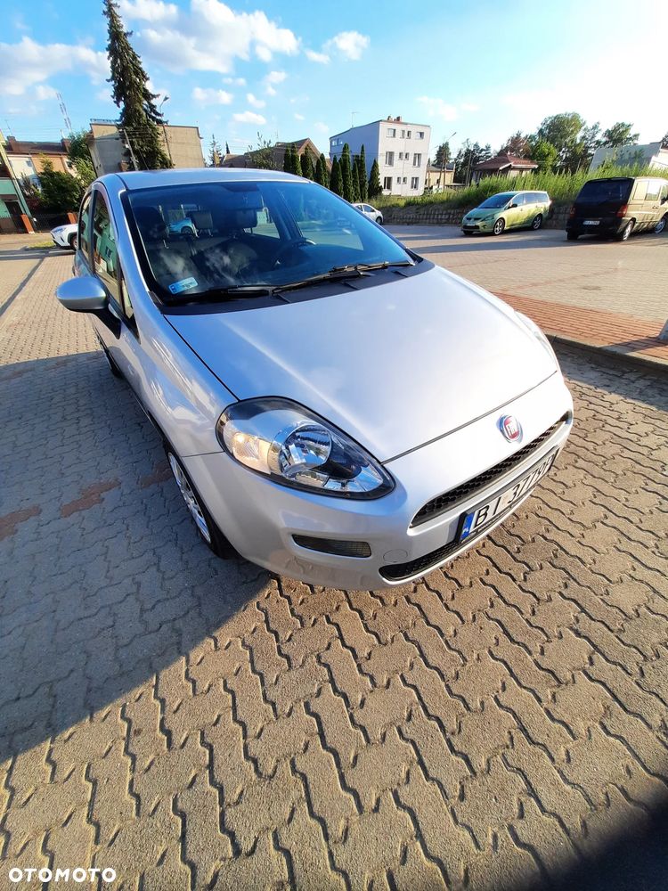 Fiat Grande Punto Actual 1.2 8V Estiva - 4