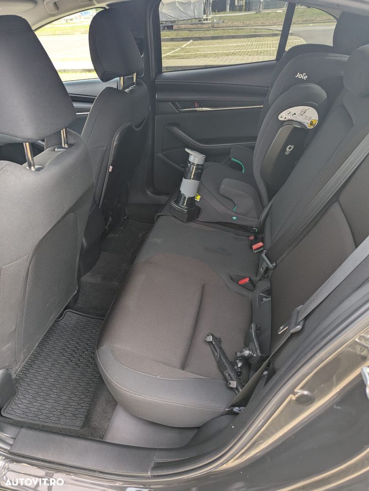 Mazda 3 e-Skyactiv G150 AT MHEV Plus - 16