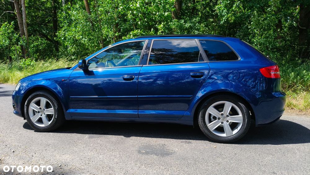 Audi A3 Sportback - 8