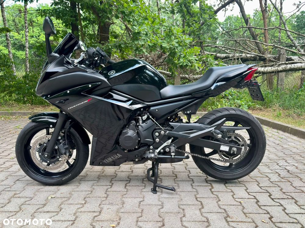 Yamaha XJ - 2
