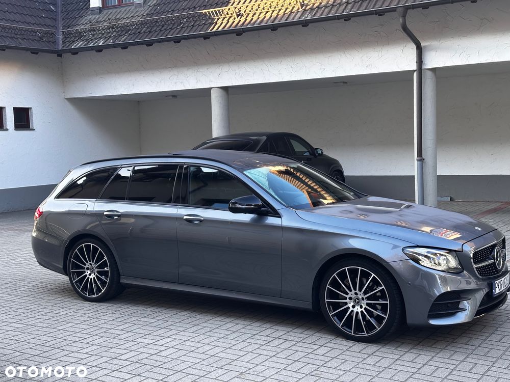 Mercedes-Benz Klasa E 220 d 4-Matic AMG - 17