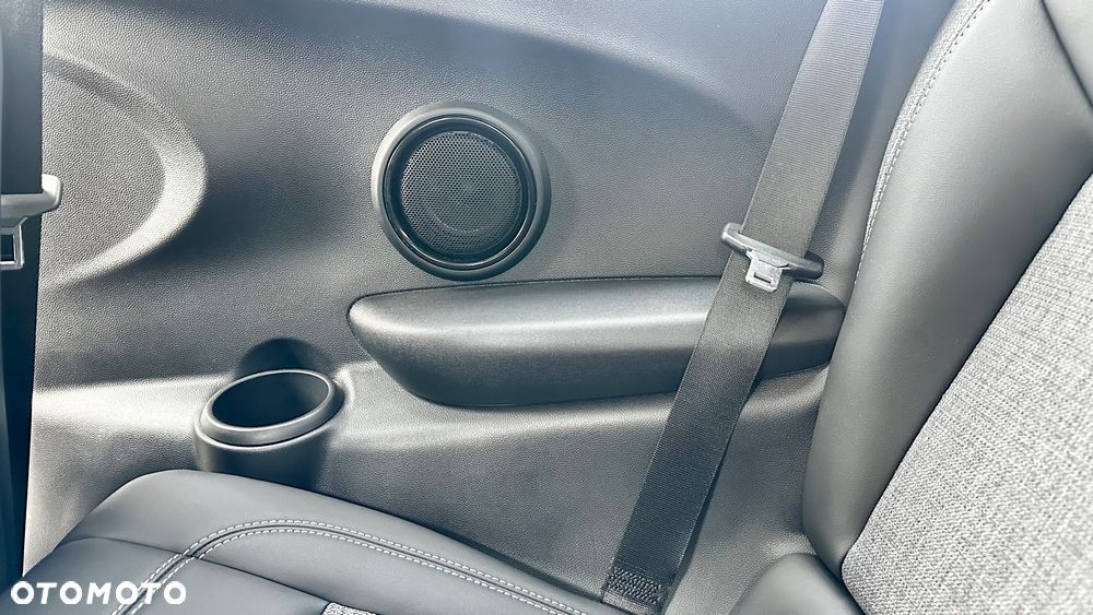 MINI Cooper SE Resolute Edition - 30