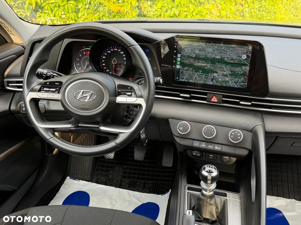 Hyundai Elantra 1.6 Modern - 9