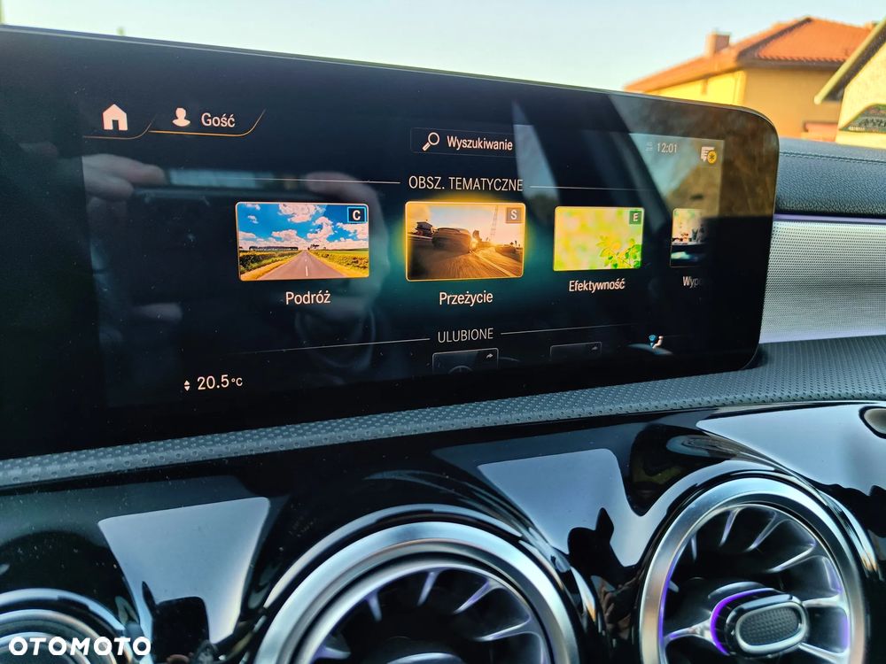 Mercedes-Benz Klasa A 200 AMG Line 7G-DCT - 32