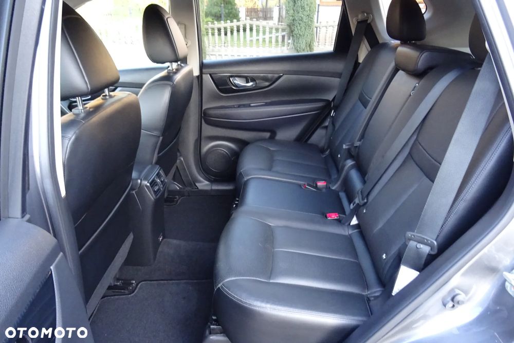 Nissan X-Trail 1.7 dCi Tekna 2WD Xtronic - 11