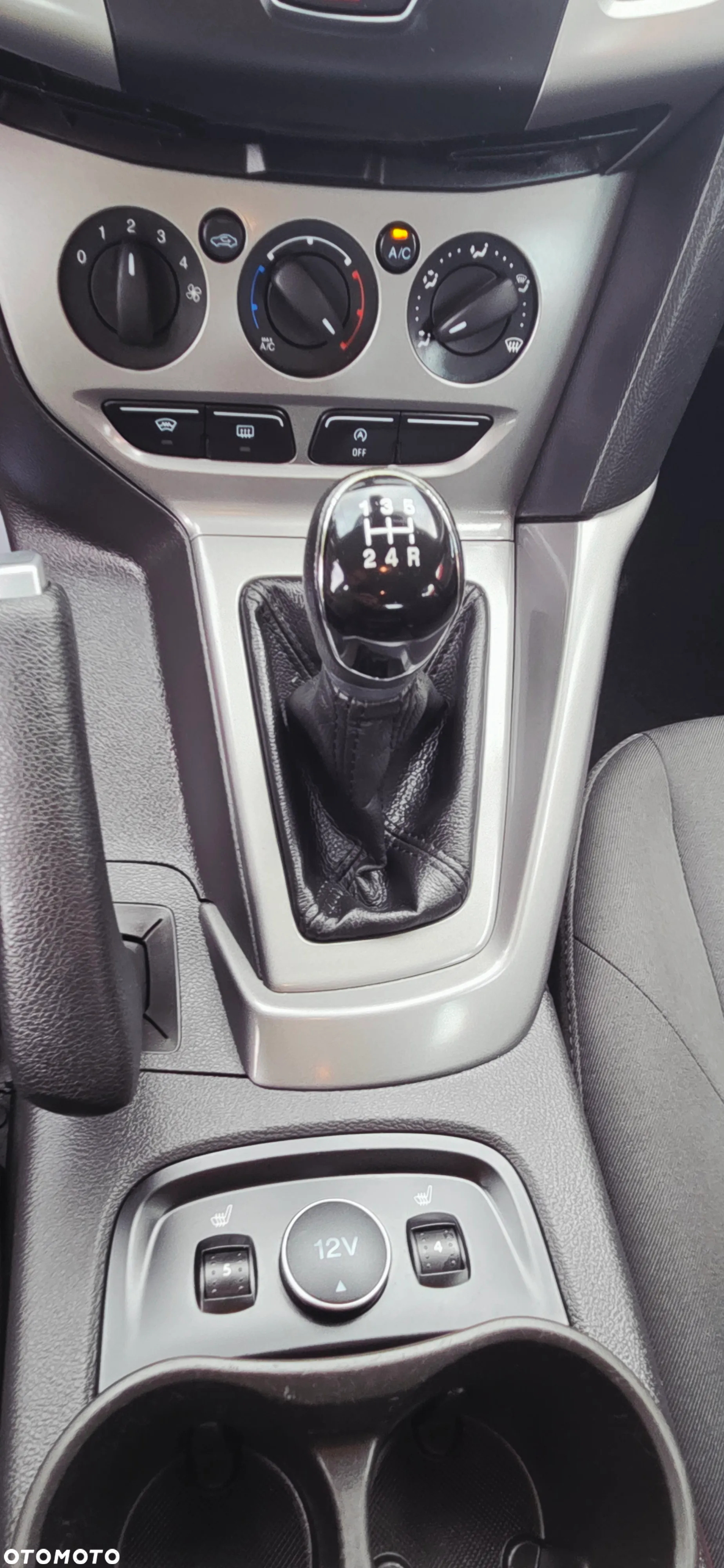 Ford Focus - 24