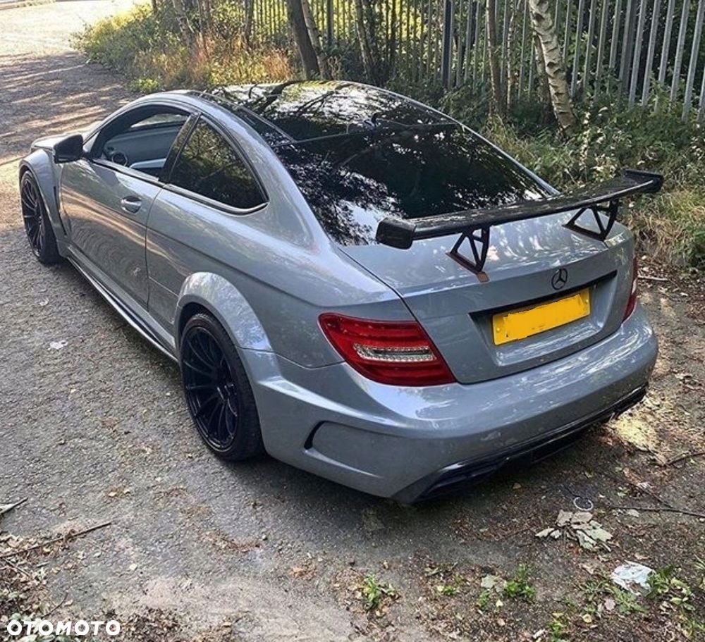 MERCEDES C KLASA W204 COUPE BLACK SERIES BODY KIT ZESTAW OSPOILEROWANIA - 4