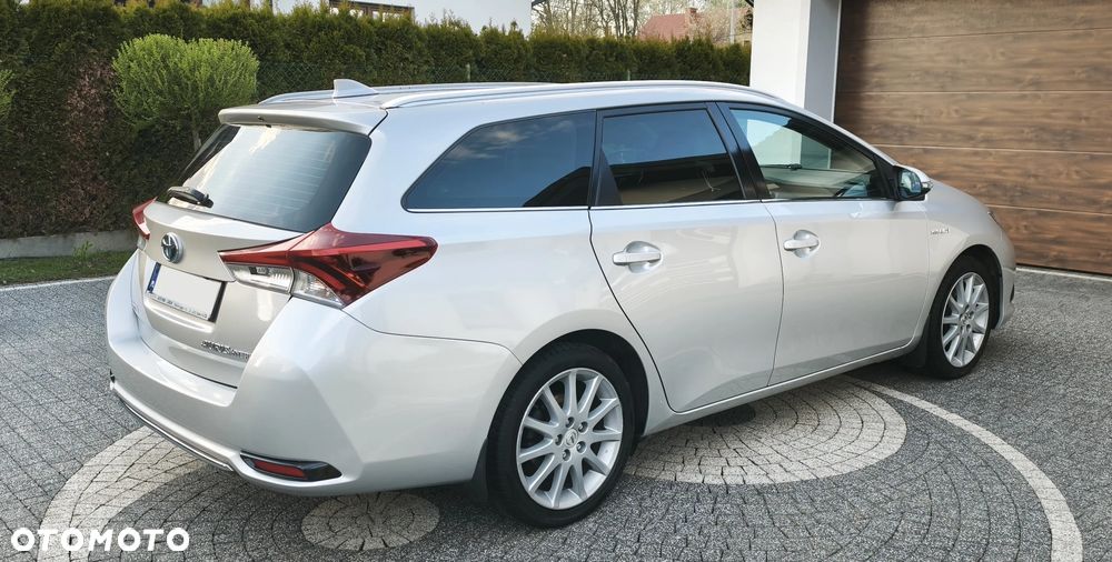 Toyota Auris 1.8 HSD Luna - 7