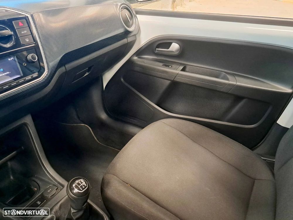 VW Up! 1.0 Move - 13