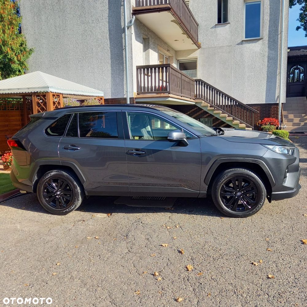 Toyota RAV4 - 6
