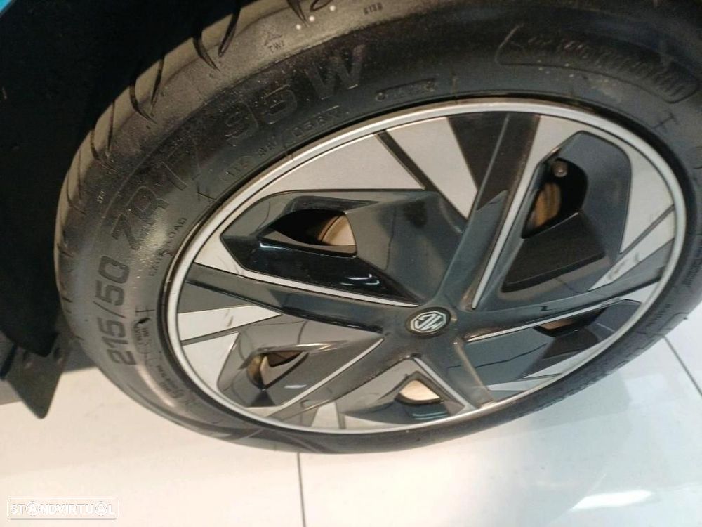 MG MG4 51 kWh Standard - 16