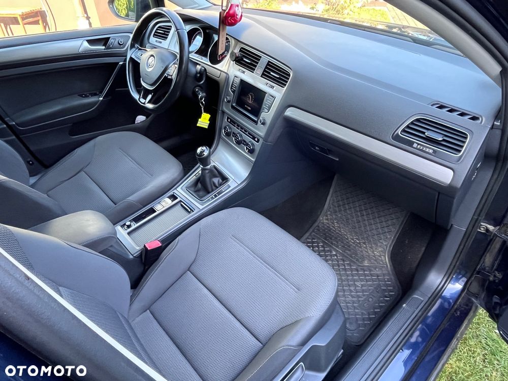Volkswagen Golf VII 1.6 TDI BlueMotion Trendline - 6