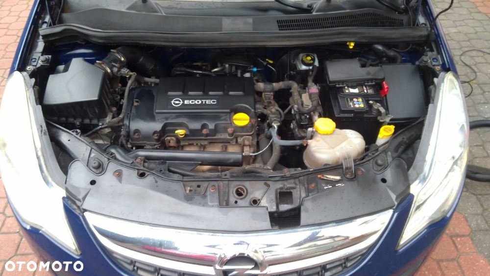 Opel Corsa 1.2 16V Enjoy - 8