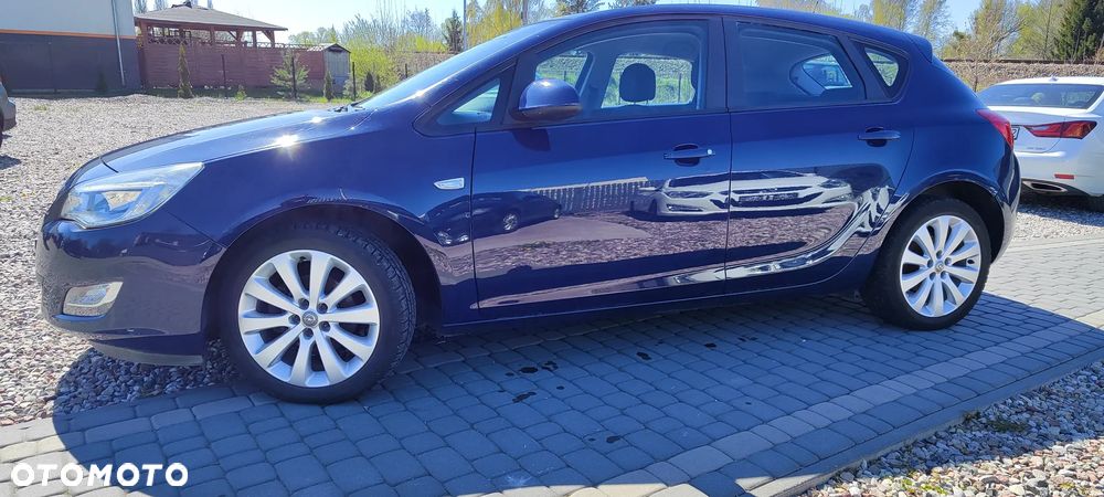 Opel Astra 1.6 ECOFLEX Start/Stop Edition - 5