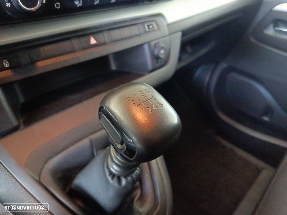 Peugeot Traveller 1.5 BlueHDi L2H1 Standard - 17