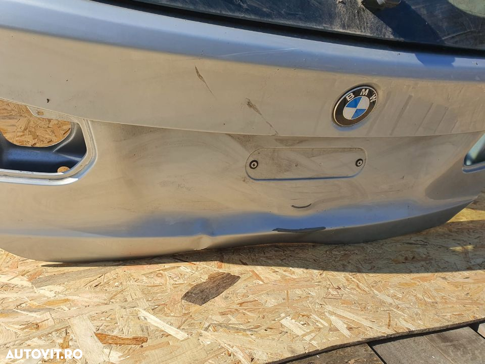 Haion Hayon Cu Luneta Bmw F31 Defect In Partea De Jos Livram Oriunde In Tara - 5