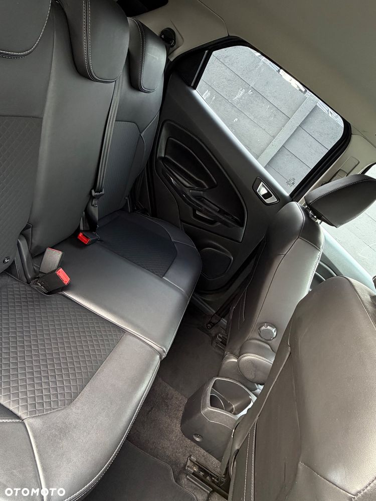 Ford EcoSport 1.0 EcoBoost TITANIUM X - 21