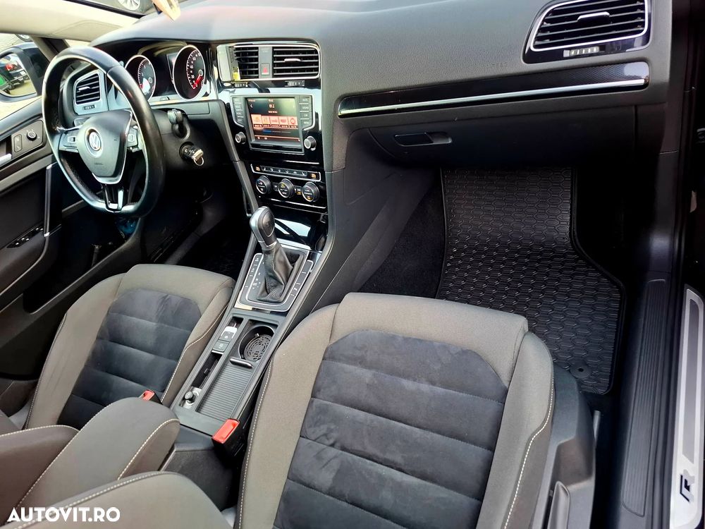 Volkswagen Golf 1.4 TSI BlueMotion Technology DSG Highline - 10