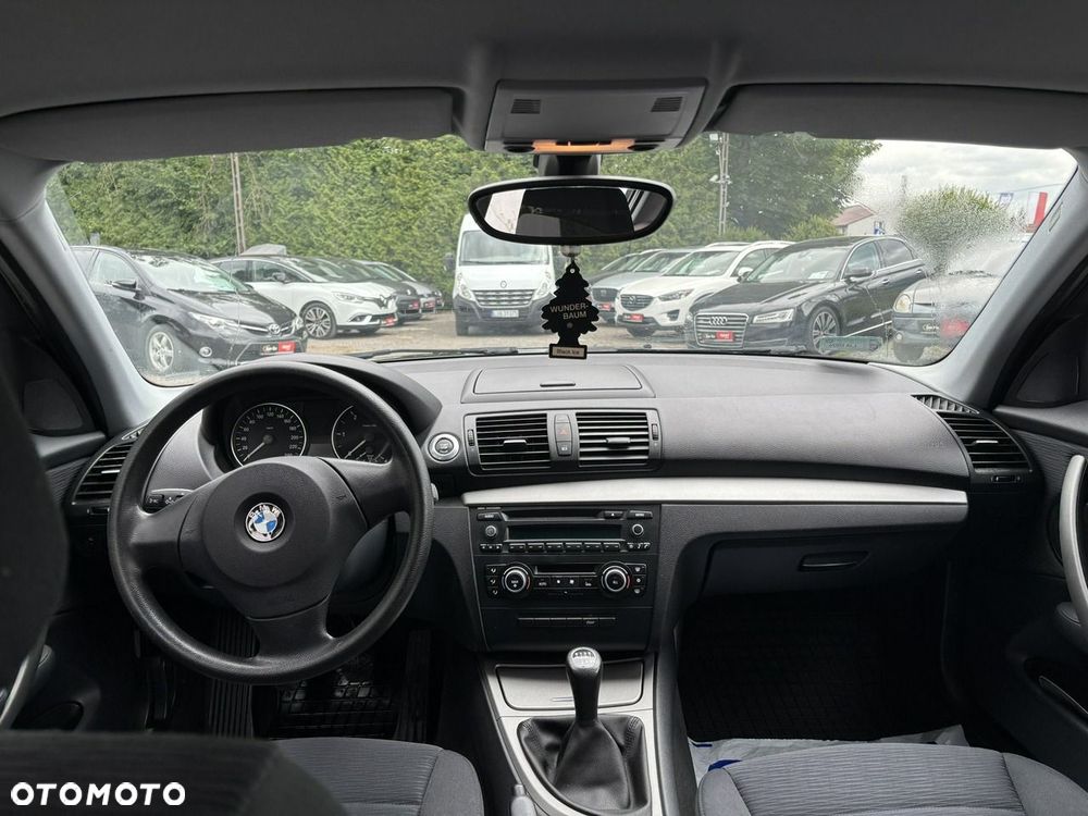 BMW Seria 1 - 11
