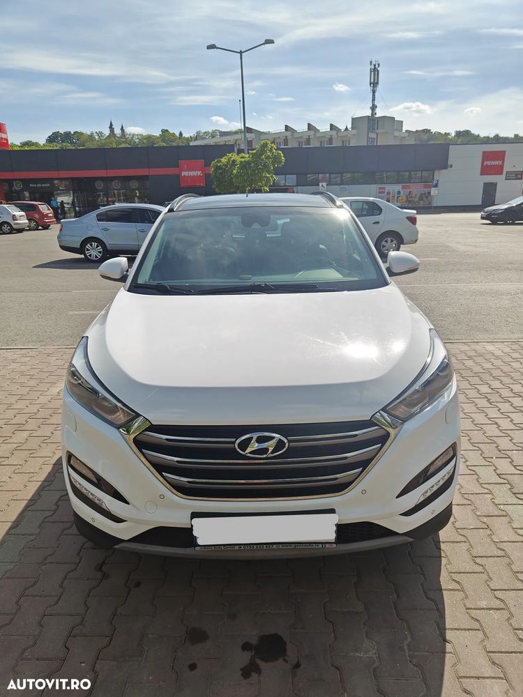 Hyundai Tucson 2.0 CRDI 4WD Automatik Premium - 2