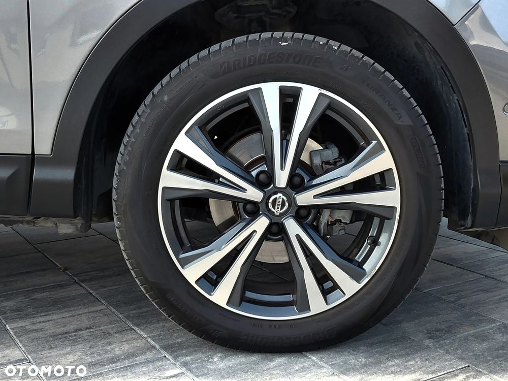 Nissan Qashqai 1.3 DIG-T SHIRO - 38