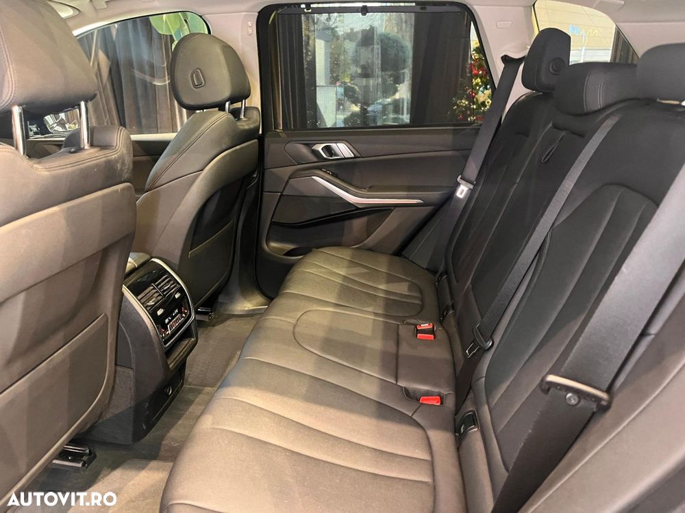 BMW X5 xDrive45e - 32