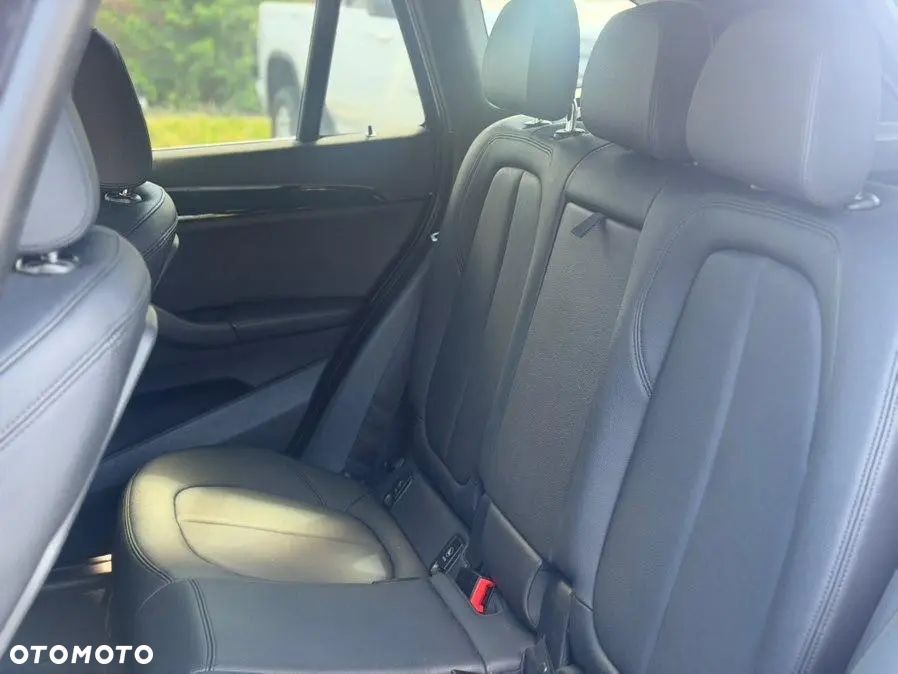 BMW X1 - 18