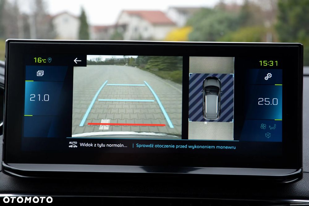 Peugeot 3008 1.6 PureTech HYbrid4 GT Line S&S EAT8 - 30