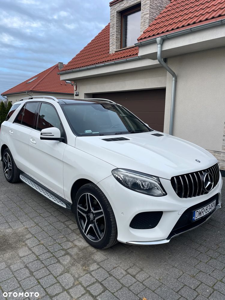 Mercedes-Benz GLE 350 d 4-Matic - 2