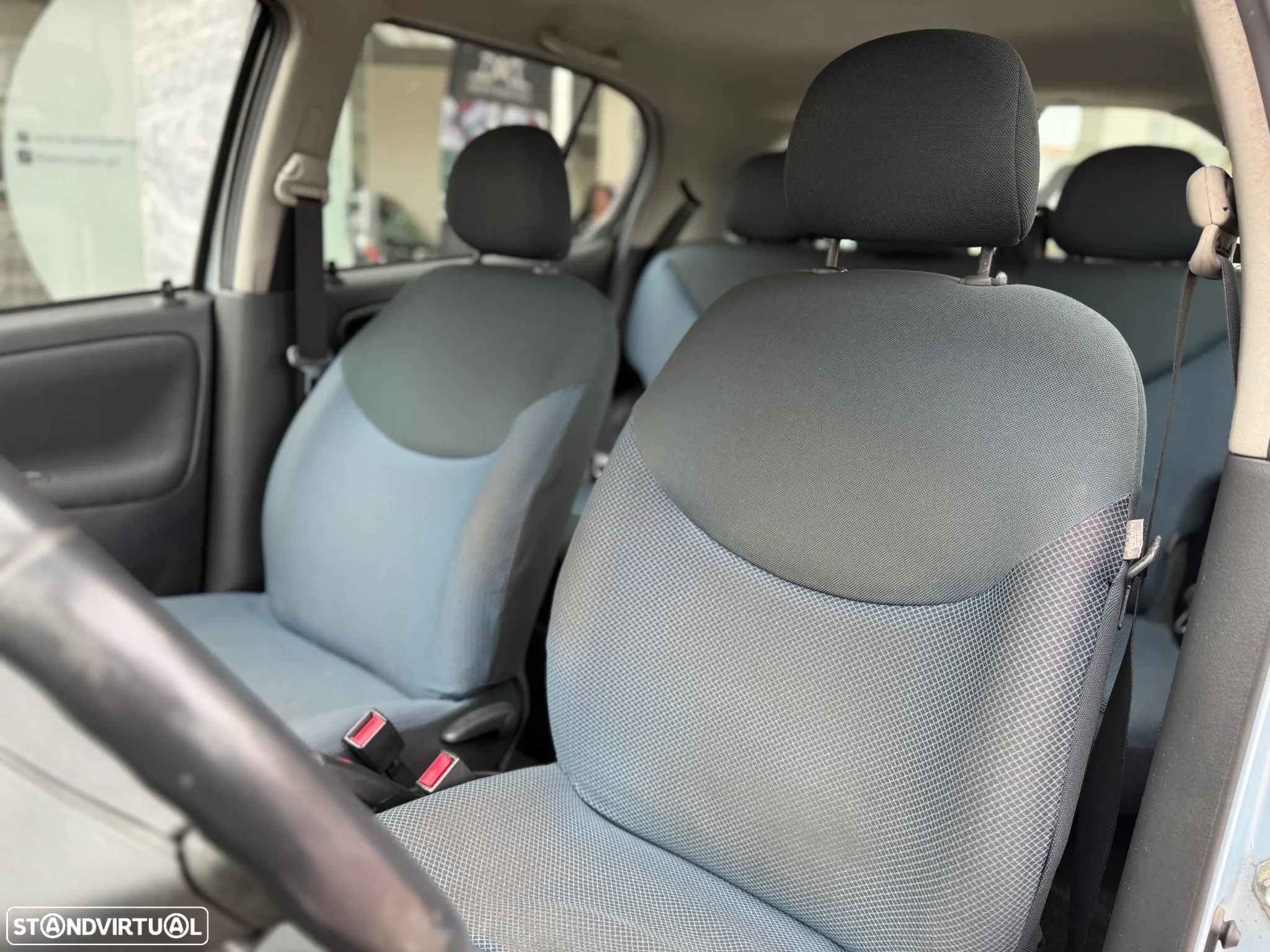 Toyota Yaris 1.0 Rock in Rio - 6